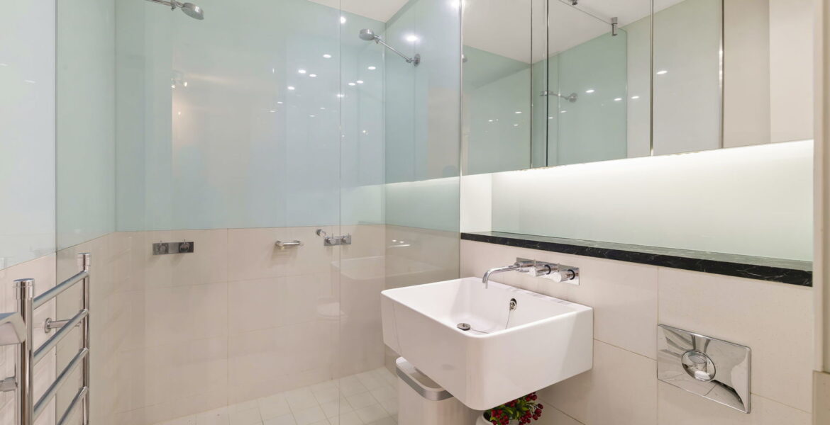 808/8 Glen Street, Milsons Point, NSW 2061