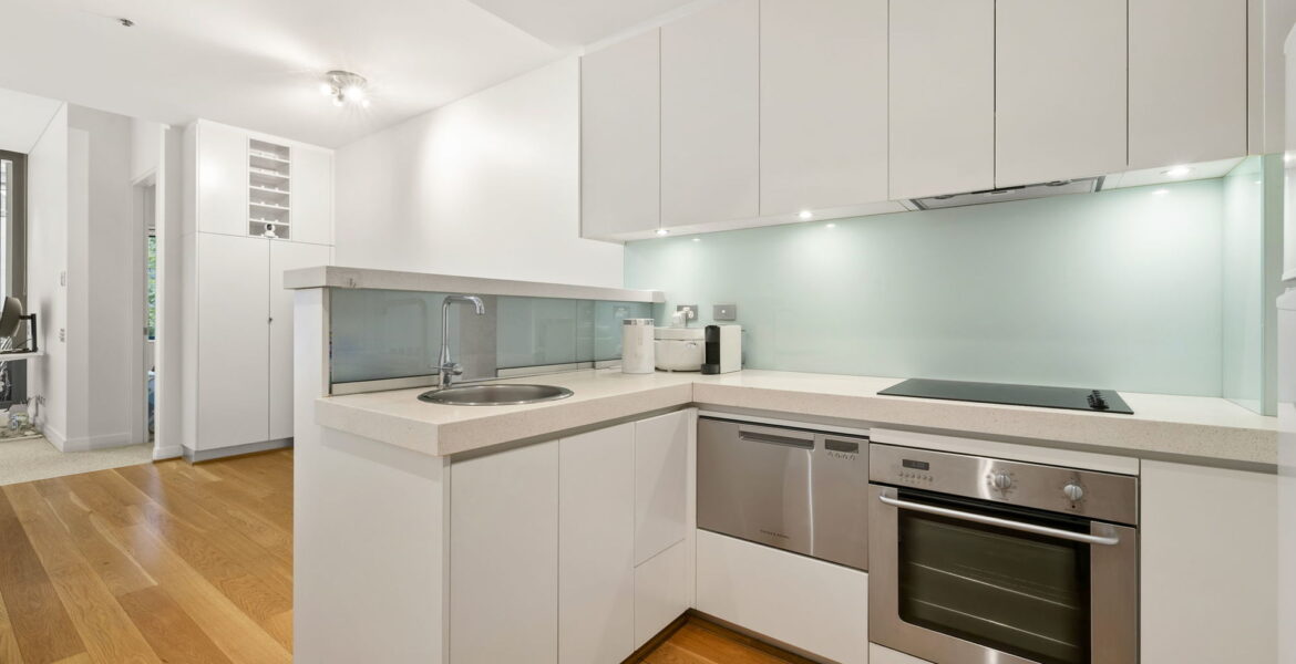 808/8 Glen Street, Milsons Point, NSW 2061